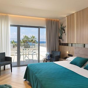 Deluxe Zimmer mit Kingsize-Bett